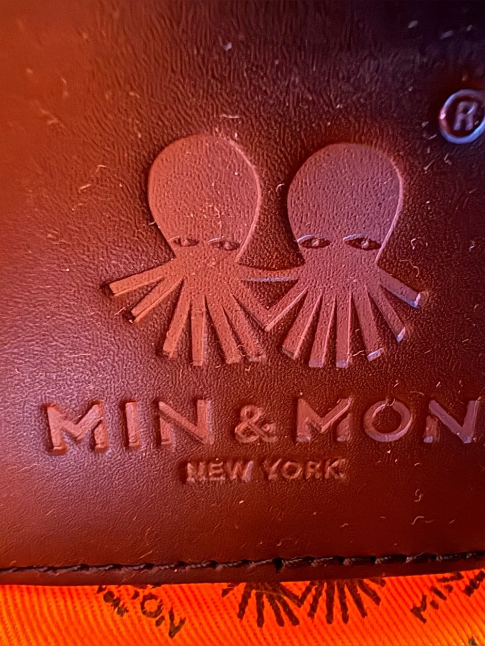 Min & Mon min mon